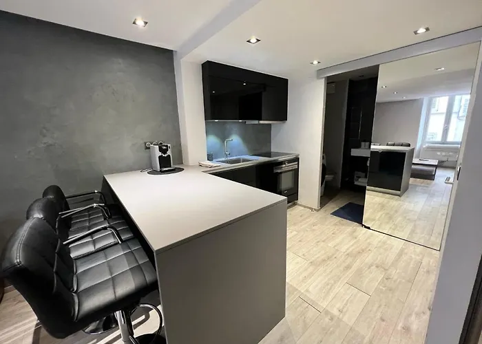 Daire Design Centre *